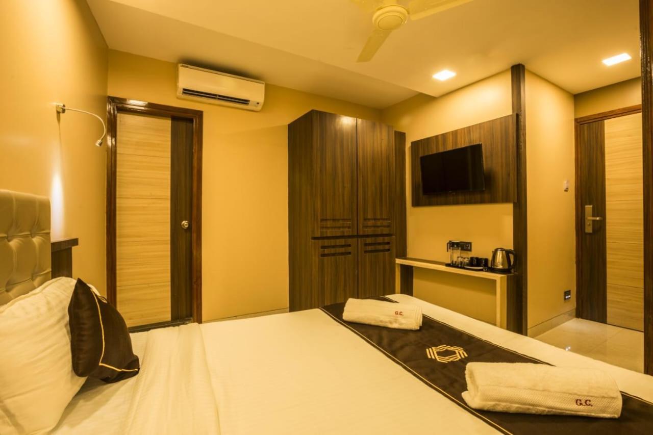 Hotel Golden Crown 孟买 外观 照片