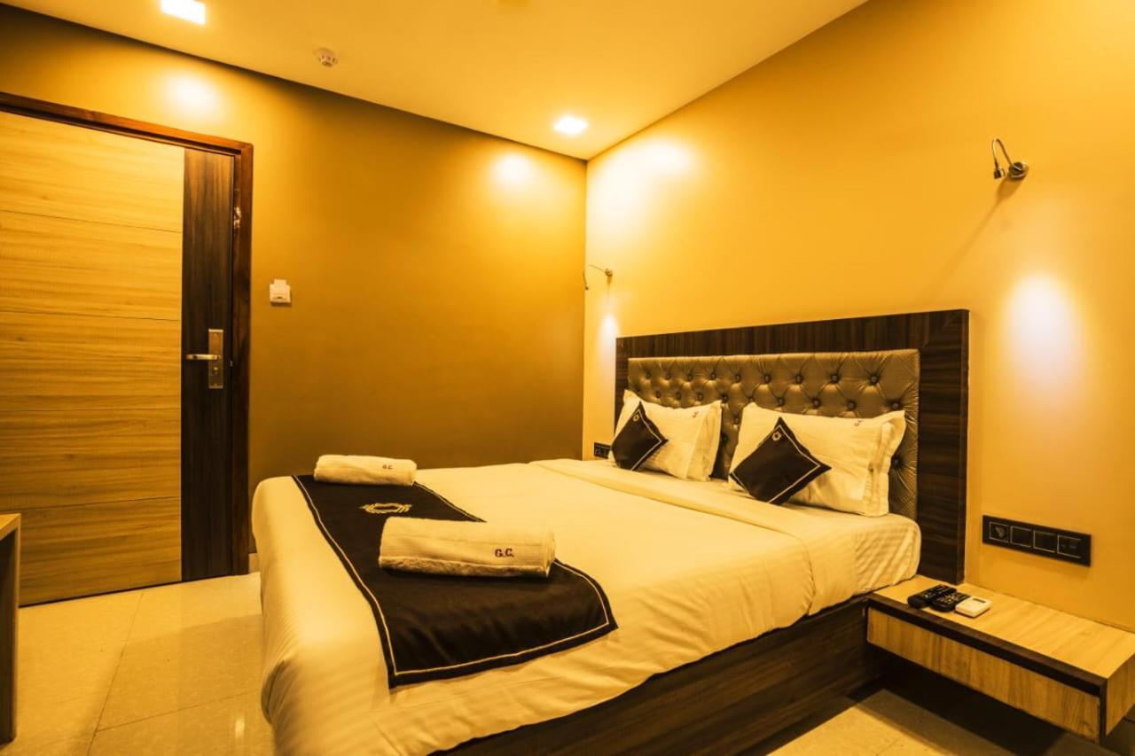 Hotel Golden Crown 孟买 外观 照片