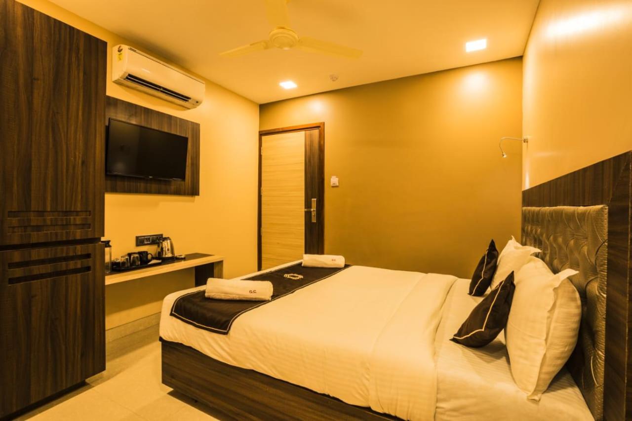 Hotel Golden Crown 孟买 外观 照片
